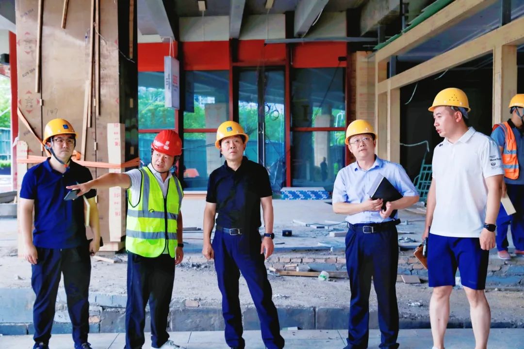 集團(tuán)領(lǐng)導(dǎo)調(diào)度檢查重點(diǎn)項(xiàng)目推進(jìn)情況