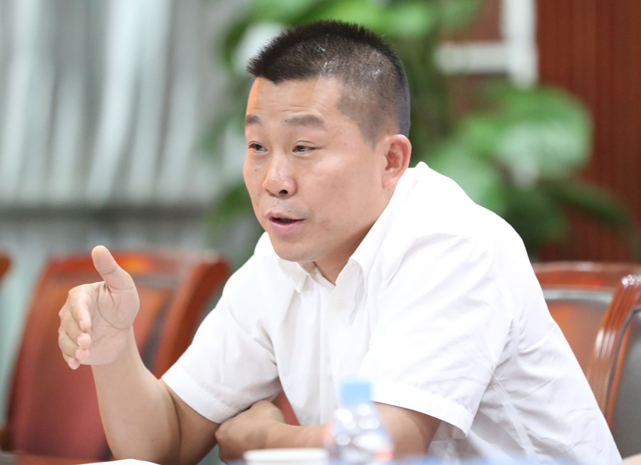 不忘入黨初心 回顧入黨歷程 ▏二支部召開“兩重溫兩重訪”活動(圖6) 不忘入黨初心 回顧入黨歷程 ▏二支部召開“兩重溫兩重訪”活動(圖6)