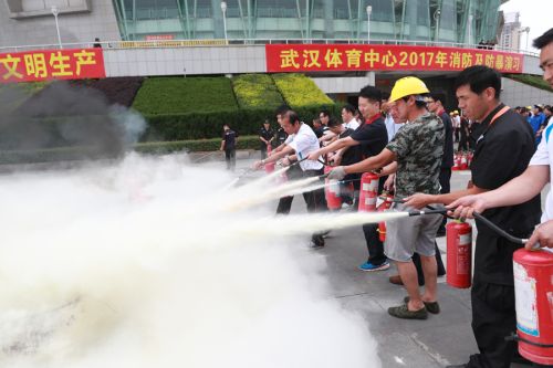 “四張成績(jī)單”交出高分答卷<br/>武漢體育中心獲評(píng)全區(qū)績(jī)效管理綜合考評(píng)立功單位(圖4) “四張成績(jī)單”交出高分答卷<br/>武漢體育中心獲評(píng)全區(qū)績(jī)效管理綜合考評(píng)立功單位(圖4)