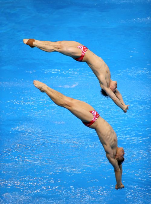 世界杯跳水賽第二日 曹緣/謝思埸險勝英國組合奪冠(圖2) 世界杯跳水賽第二日 曹緣/謝思埸險勝英國組合奪冠(圖2)