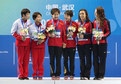 跳水世界杯第四日 謝思埸男子3米板奪金 張家齊掌敏潔獲女子雙人十米跳臺(tái)冠軍(圖10) 跳水世界杯第四日 謝思埸男子3米板奪金 張家齊掌敏潔獲女子雙人十米跳臺(tái)冠軍(圖10)