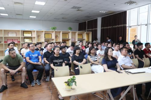 激情六月，第四期“新時代大講堂”火熱舉行(圖1)