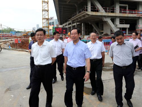 市人大考察軍運會籌備工作(圖8) 市人大考察軍運會籌備工作(圖8)