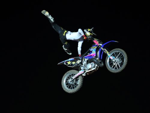 2018年中國(guó)汽車摩托車運(yùn)動(dòng)大會(huì)在武漢體育中心開幕(圖3)