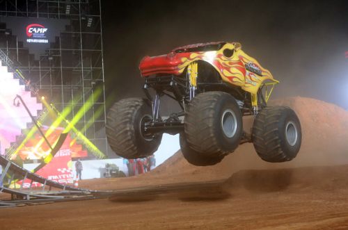 2018年中國(guó)汽車摩托車運(yùn)動(dòng)大會(huì)在武漢體育中心開幕(圖11)