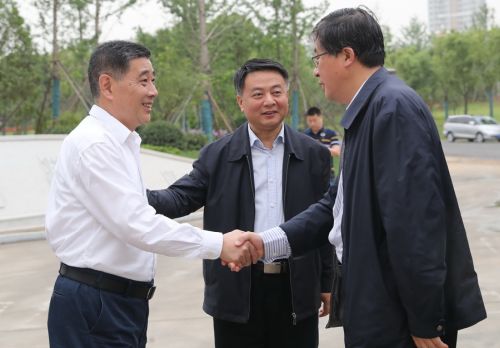 羅永綱來體育中心調(diào)研要求 堅(jiān)決打贏軍運(yùn)會安保這場硬仗(圖7)