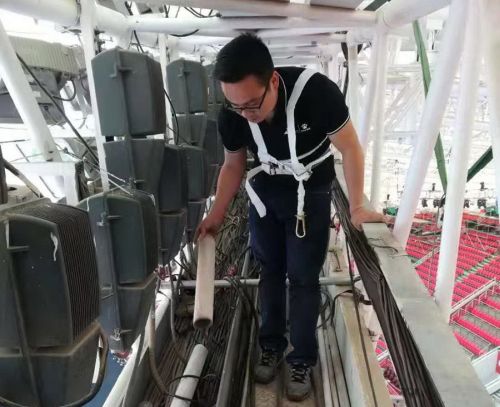 他為軍運(yùn)護(hù)航 ——記武漢體育中心軍運(yùn)會(huì)主場館安保負(fù)責(zé)人蔣龍(圖6) 他為軍運(yùn)護(hù)航 ——記武漢體育中心軍運(yùn)會(huì)主場館安保負(fù)責(zé)人蔣龍(圖6)