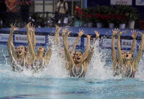 “水上芭蕾”究竟有多美？全國花樣游泳錦標賽武漢“綻放”（附精美圖集）(圖5)