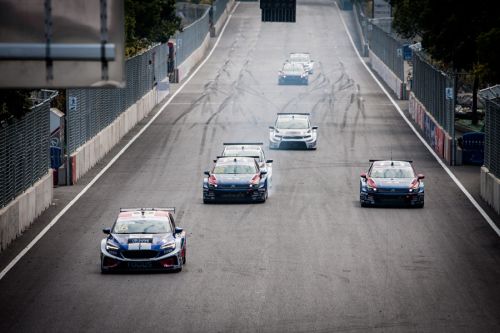 初冬時節(jié)再借“東風”，頂級汽摩賽事燃爆江城   ——2019“東風風神”中國汽車摩托車運動大會新聞發(fā)布會在武漢召開(圖3)