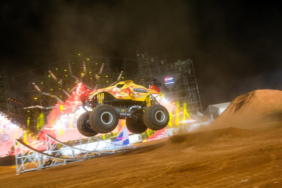 去軍運(yùn)主場館打卡，上賽道體驗賽車、坐無人駕駛汽車 武漢版“速度與激情”下周正式上映(圖7)