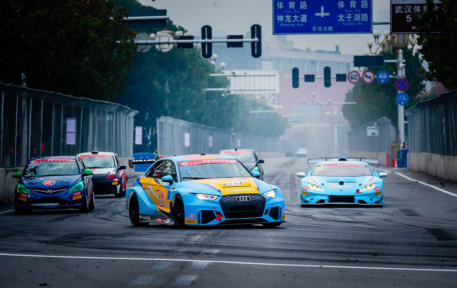 “鐵馬”為媒，造車之城漸成賽車之城