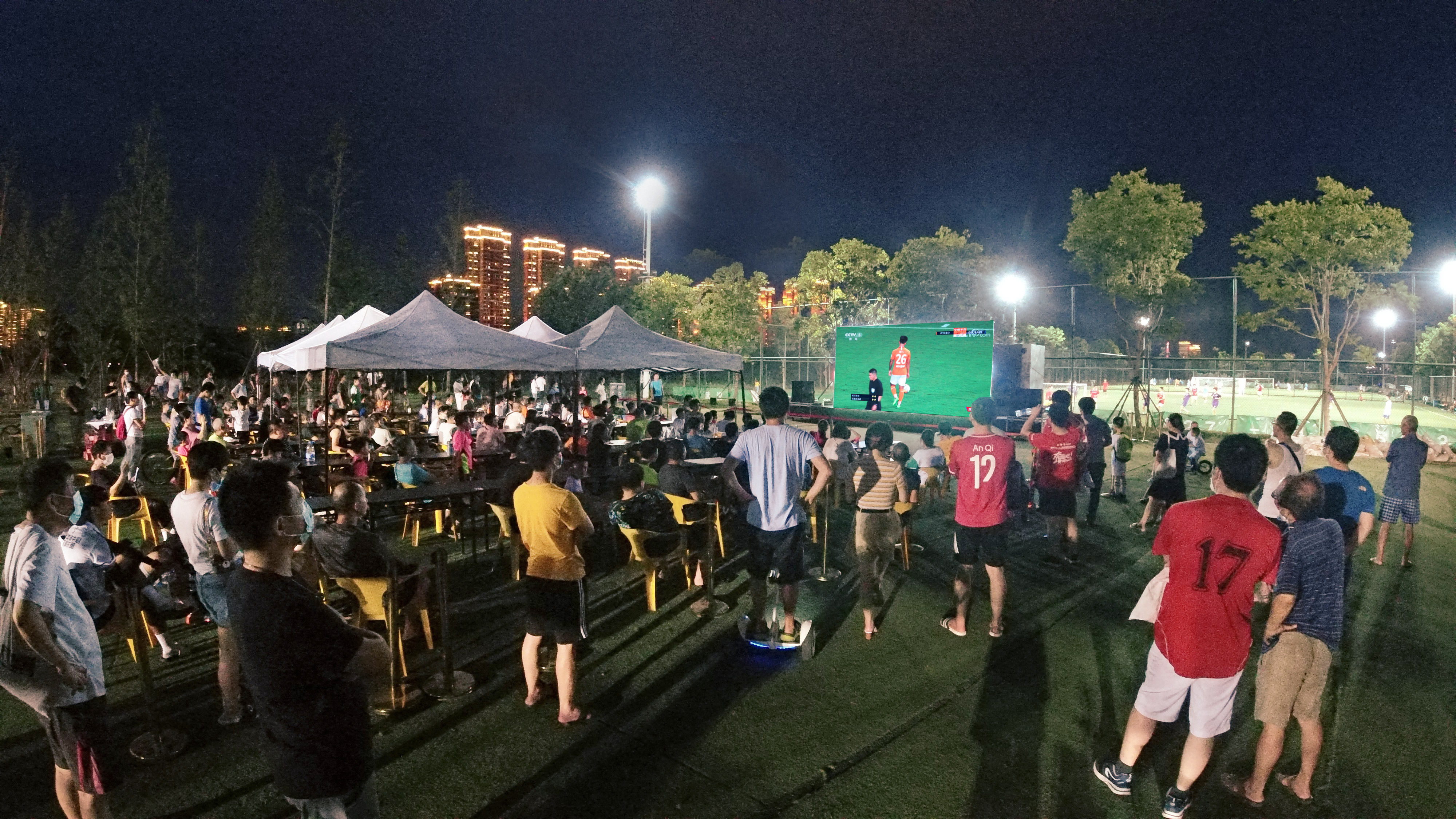 武漢體育中心啟動(dòng)“全民健身日”系列活動(dòng)(圖6) 武漢體育中心啟動(dòng)“全民健身日”系列活動(dòng)(圖6)